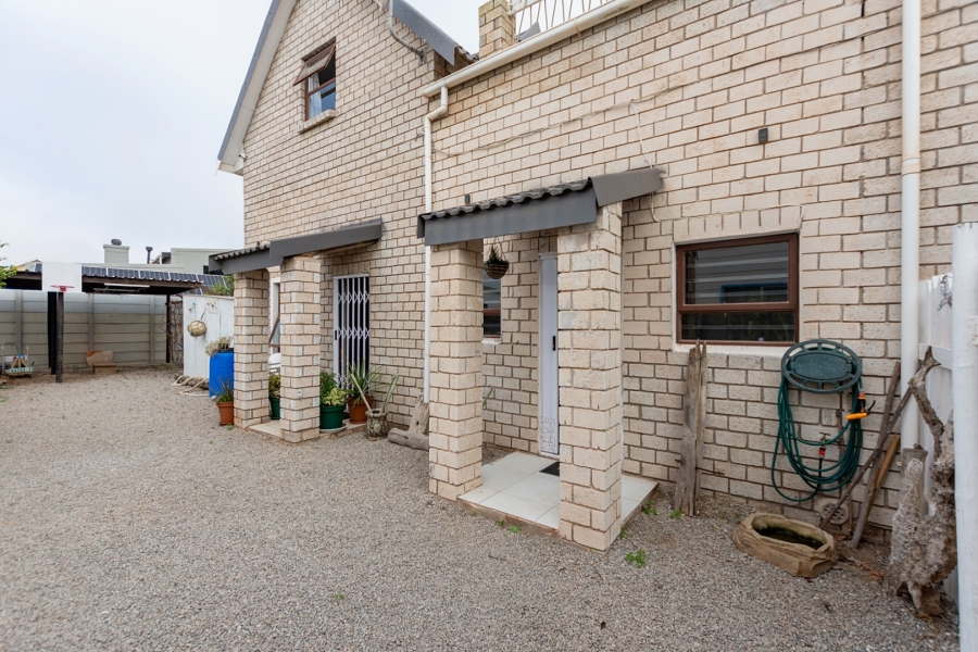 5 Bedroom Property for Sale in Britannia Bay Western Cape